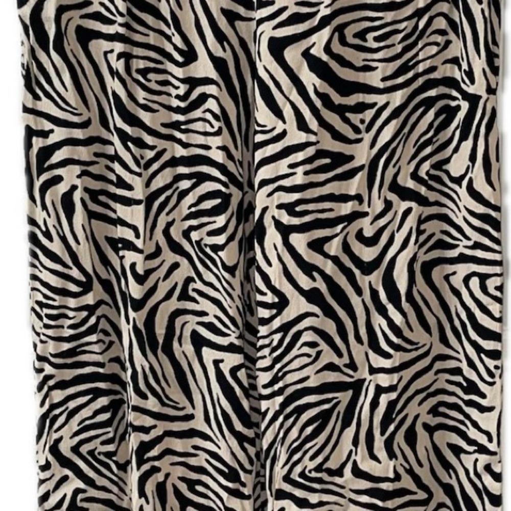 FOREVER 21 Contemporary Zebra Print Wide-Leg Flowy Pants M BOLD STATEMENT FLAWS